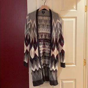 American Eagle Cardigan/ Sweater
